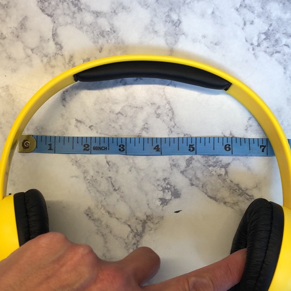 Pickachu Headphones, MewTwo Battle Figure Pack & My Partner Charmander - Picture 8 of 15